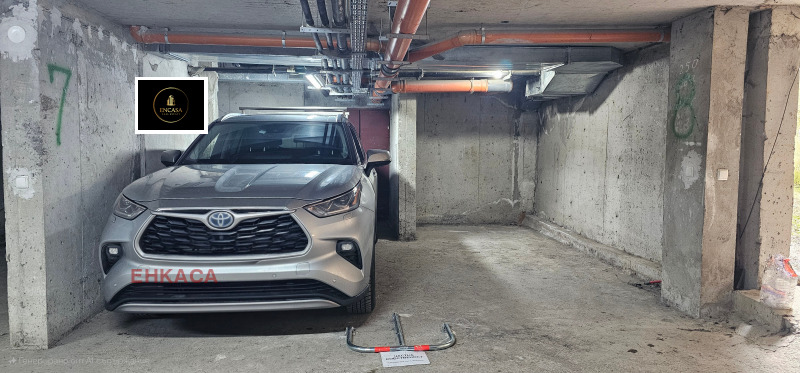 Продава ГАРАЖ, ПАРКОМЯСТО, гр. София, Белите брези