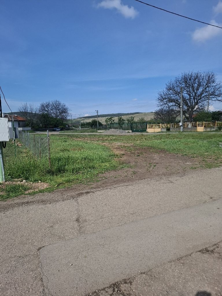 Продава ПАРЦЕЛ, с. Друган, област Перник