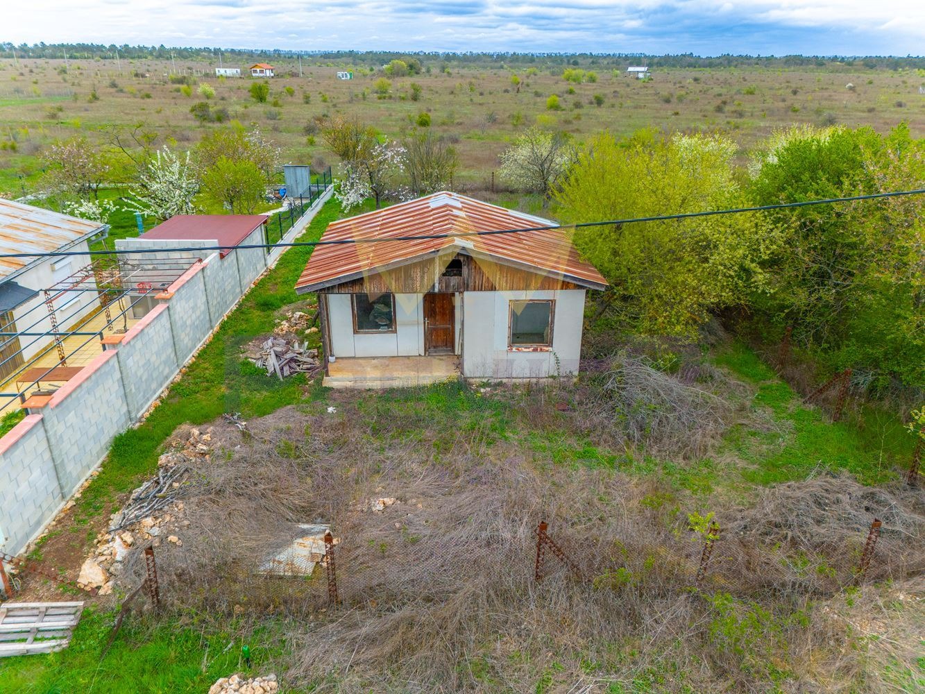 Продава ВИЛА, с. Топола, област Добрич, снимка 2 - Вили - 56579792