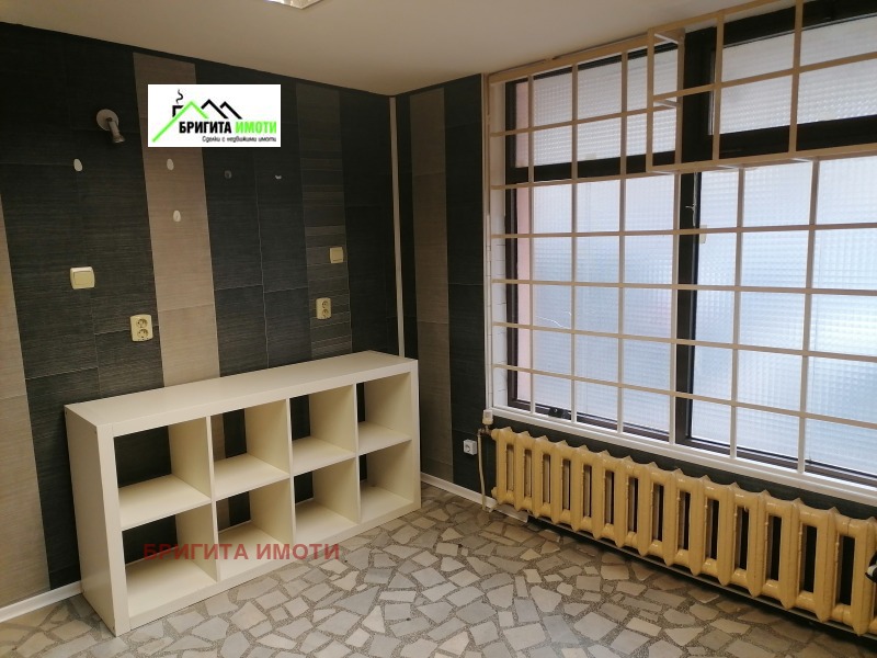 Продава МАГАЗИН в град София, Белите брези - 20 кв.м / 56 000 € » 109 526.48 лв., БРИГИТА ИМОТИ