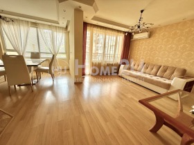 2 dormitorios Vazrazhdane 1, Varna