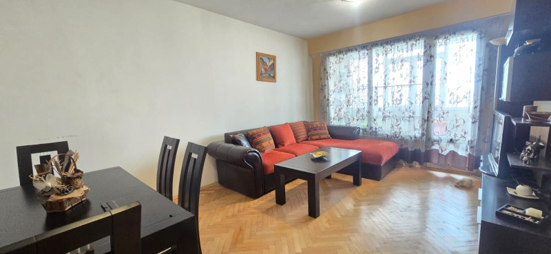 Eladó  1 hálószoba Sumen , Centar , 63 négyzetméter | 73282522