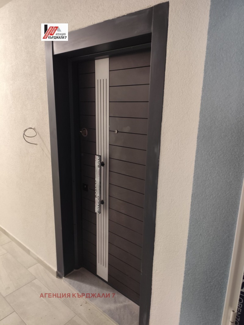 Продава 2-СТАЕН, гр. Кърджали, Възрожденци, снимка 3 - Апартаменти - 53185263