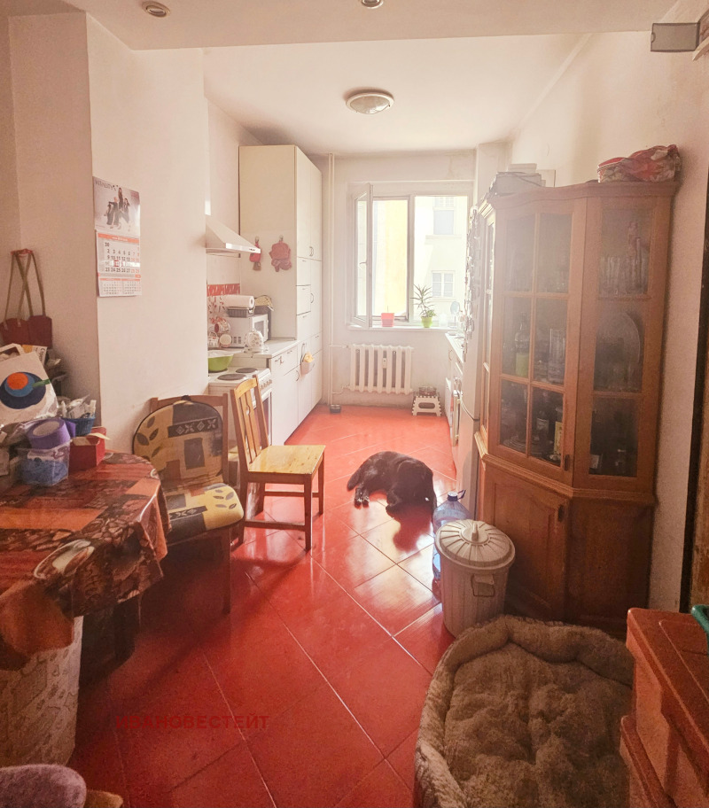 De vânzare  2 dormitoare Sofia , Țentâr , 118 mp | 90760910 - imagine [8]