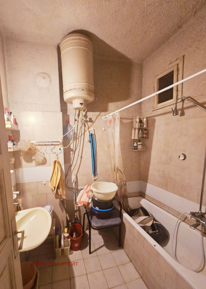De vânzare  2 dormitoare Sofia , Țentâr , 118 mp | 90760910 - imagine [12]
