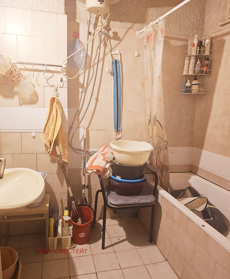 De vânzare  2 dormitoare Sofia , Țentâr , 118 mp | 90760910 - imagine [10]
