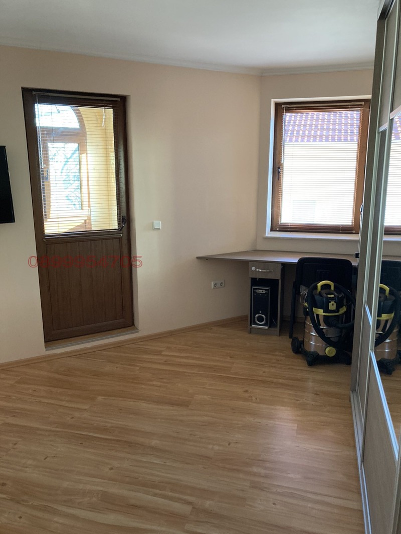 Продаја  3 спаваће собе Добрич , Центар , 150 м2 | 67892993 - слика [3]