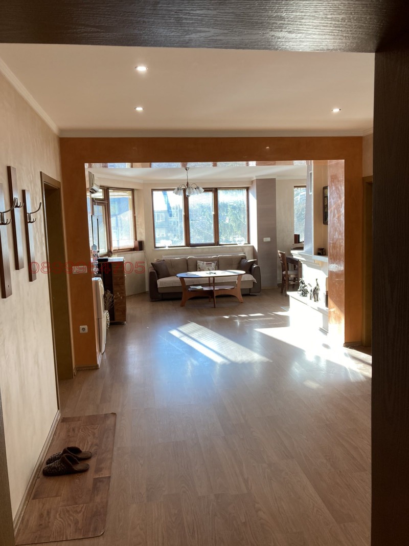 Продаја  3 спаваће собе Добрич , Центар , 150 м2 | 67892993