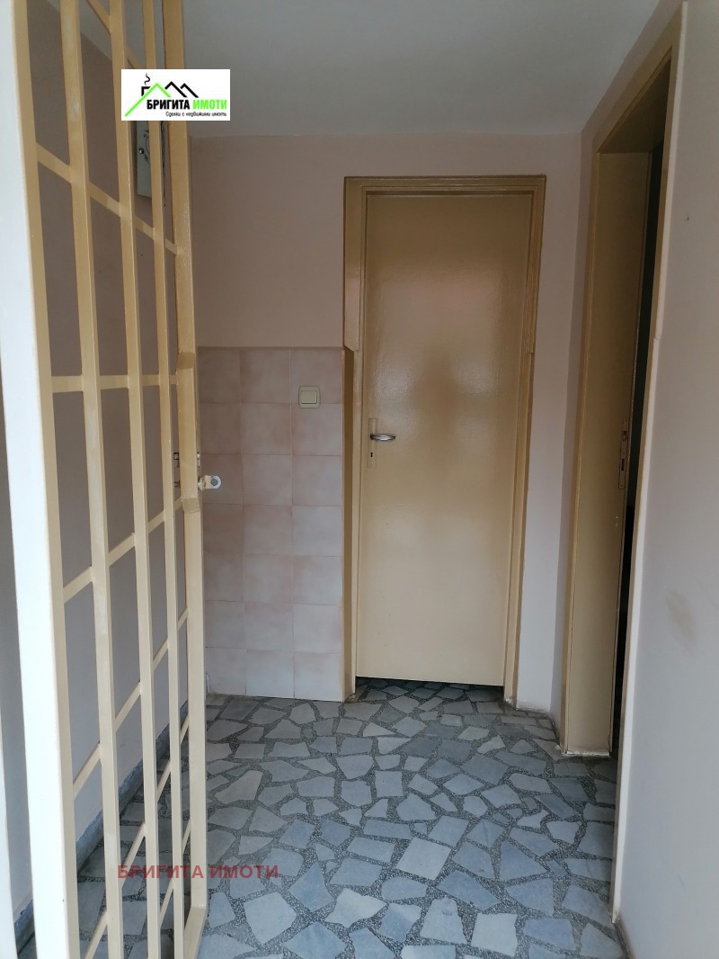 Продава МАГАЗИН, гр. София, Белите брези, снимка 5 - Магазини - 53072697