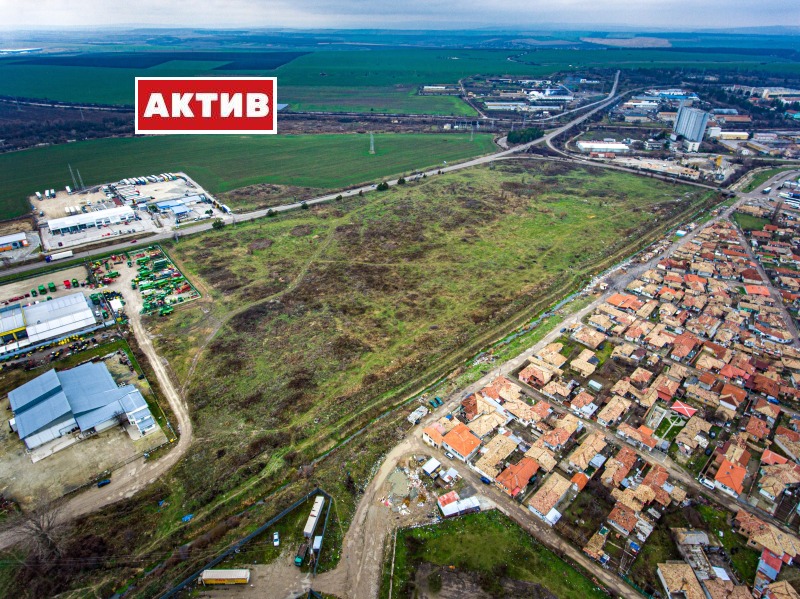 Продава  Парцел град Търговище , Промишлена зона , 3300 кв.м | 46633136