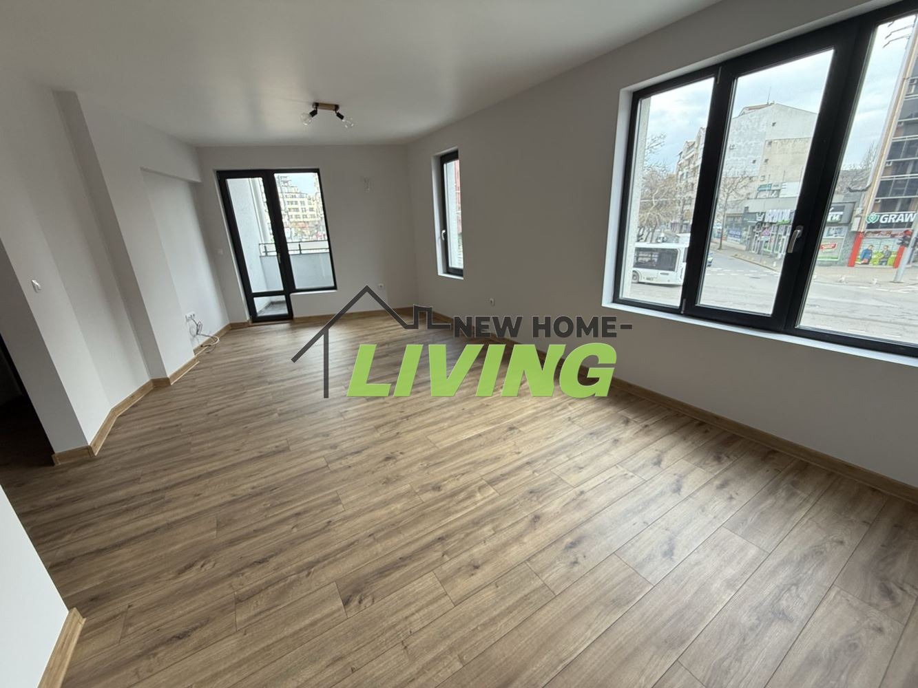 Продава 2-СТАЕН, гр. Пловдив, Кършияка, снимка 2 - Апартаменти - 54024138