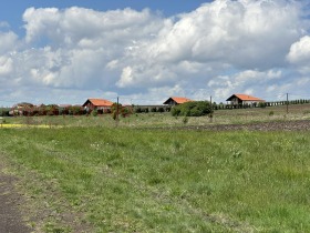 Parcelle Aldomirovtsi, région Sofia 3