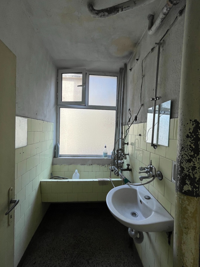 Продава  4-стаен област Стара Загора , гр. Казанлък , 105 кв.м | 18500656 - изображение [9]
