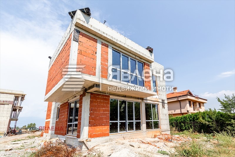 In vendita  Casa Sofia , Ivaniane , 275 mq | 16460533