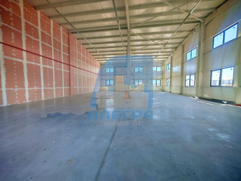 Te koop  Industrie gebouw Sofia , Ilijantsi , 4573 m² | 81200242