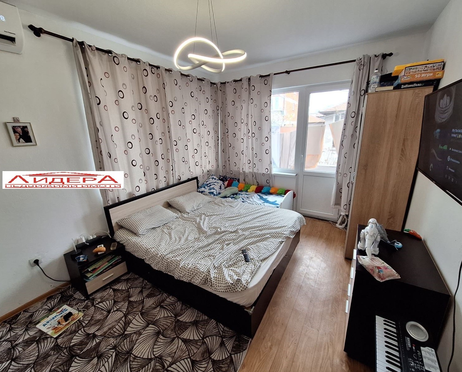 Продава ЕТАЖ ОТ КЪЩА, гр. Пловдив, Кършияка, снимка 3 - Етаж от къща - 54292730