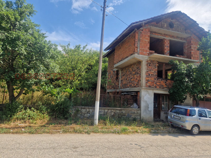 Продава КЪЩА в област Перник, с. Чепино - 150 кв.м / 25 000 € » 48 895.75 лв.
