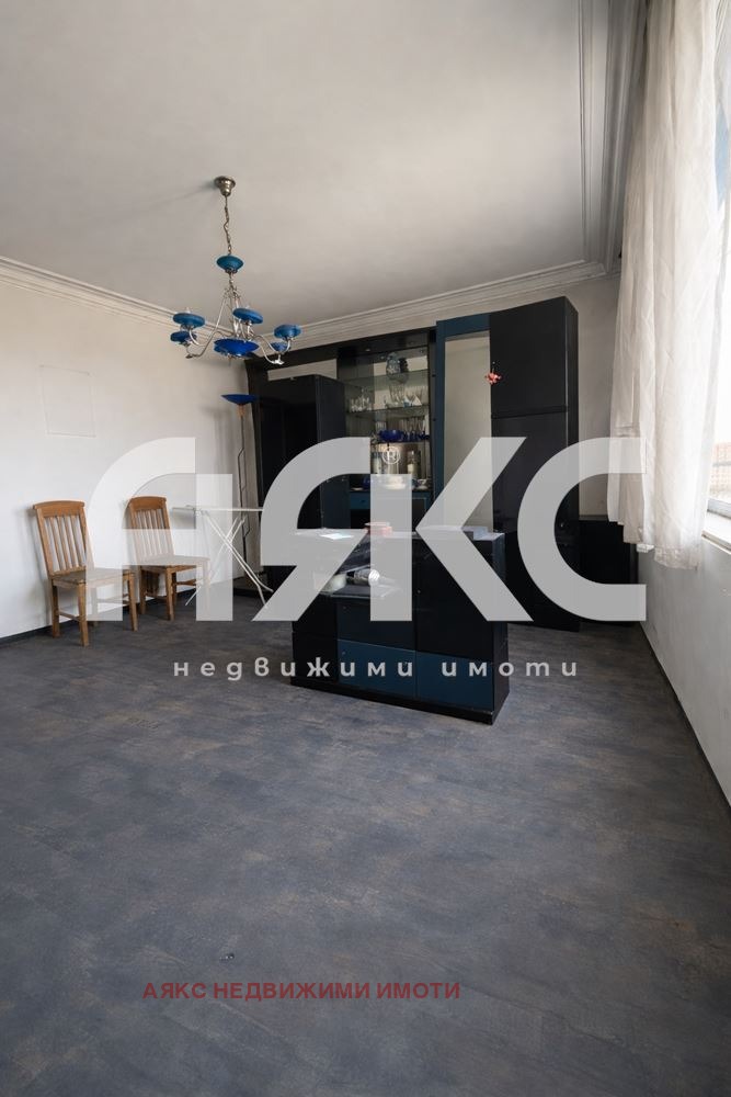 Продава 2-СТАЕН, гр. София, Оборище, снимка 2 - Апартаменти - 55816199