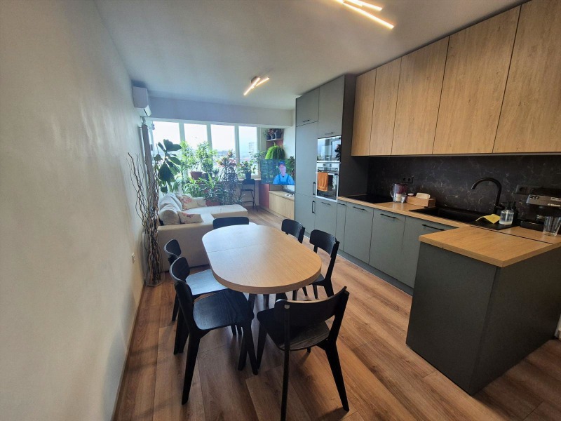 Продава 4-СТАЕН, гр. София, Гоце Делчев, снимка 2 - Апартаменти - 53228501