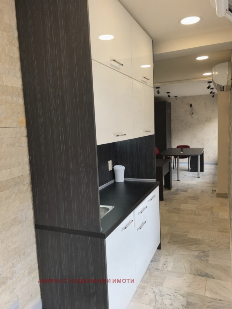 In vendita  Ufficio Plovdiv , Tsentar , 32 mq | 14878576 - Immagine [6]