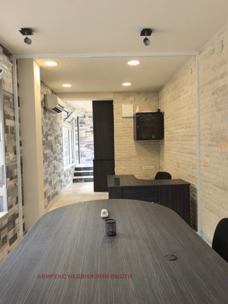 Продава  Офис, град Пловдив, Център • 62 850 € • ID 15474549 — holmes.bg - [1] 