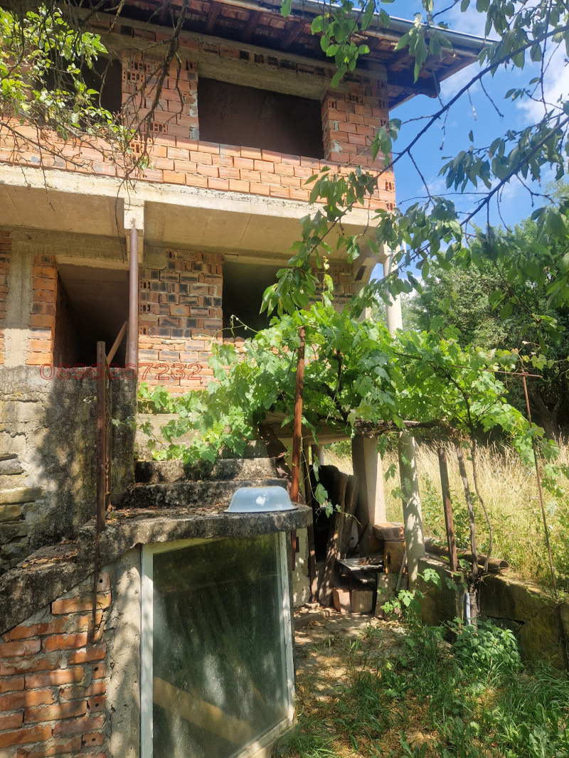 Продава КЪЩА, с. Чепино, област Перник, снимка 8 - Къщи - 52779773