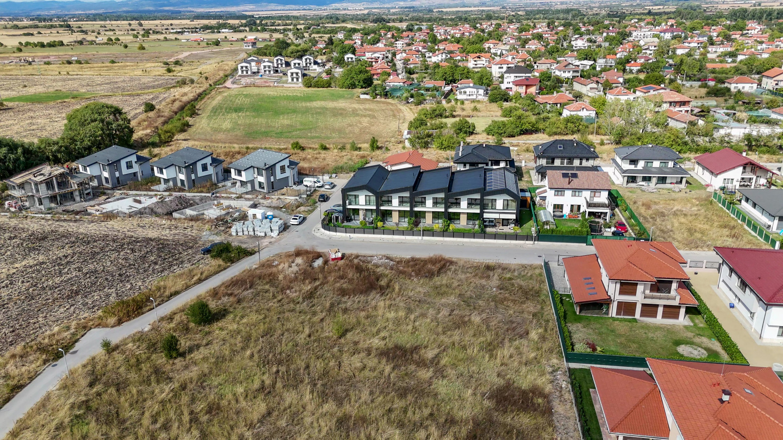 Продава КЪЩА, с. Равно поле, област София област, снимка 6 - Къщи - 56297562