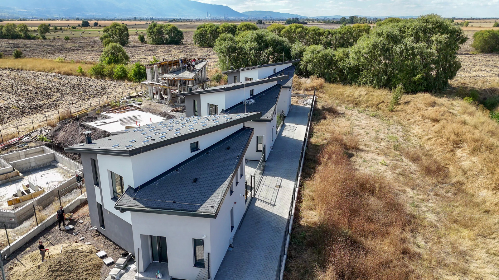 Продава КЪЩА, с. Равно поле, област София област, снимка 5 - Къщи - 56297562