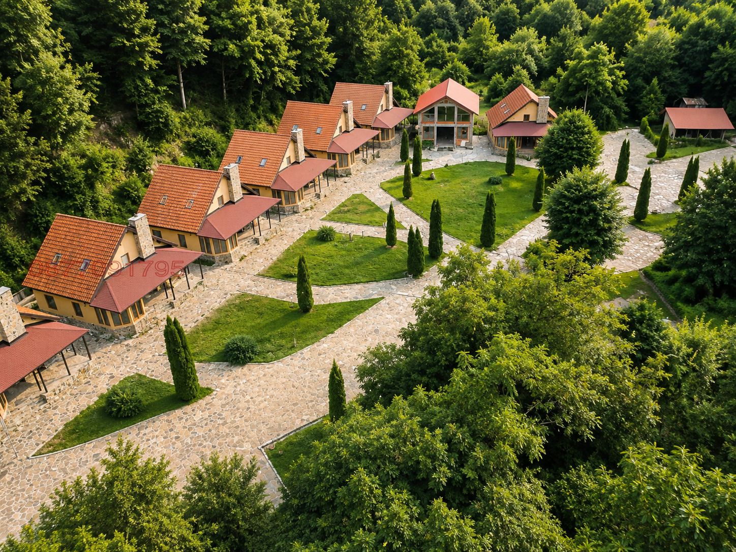 Продава ХОТЕЛ, с. Рибарица, област Ловеч, снимка 7 - Хотели - 55939328