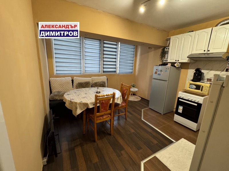 Продава 3-СТАЕН, гр. Русе, Родина 2, снимка 7 - Апартаменти - 52140033