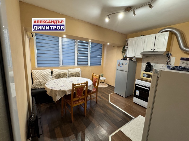 Продава 3-СТАЕН, гр. Русе, Родина 2, снимка 8 - Апартаменти - 52140033