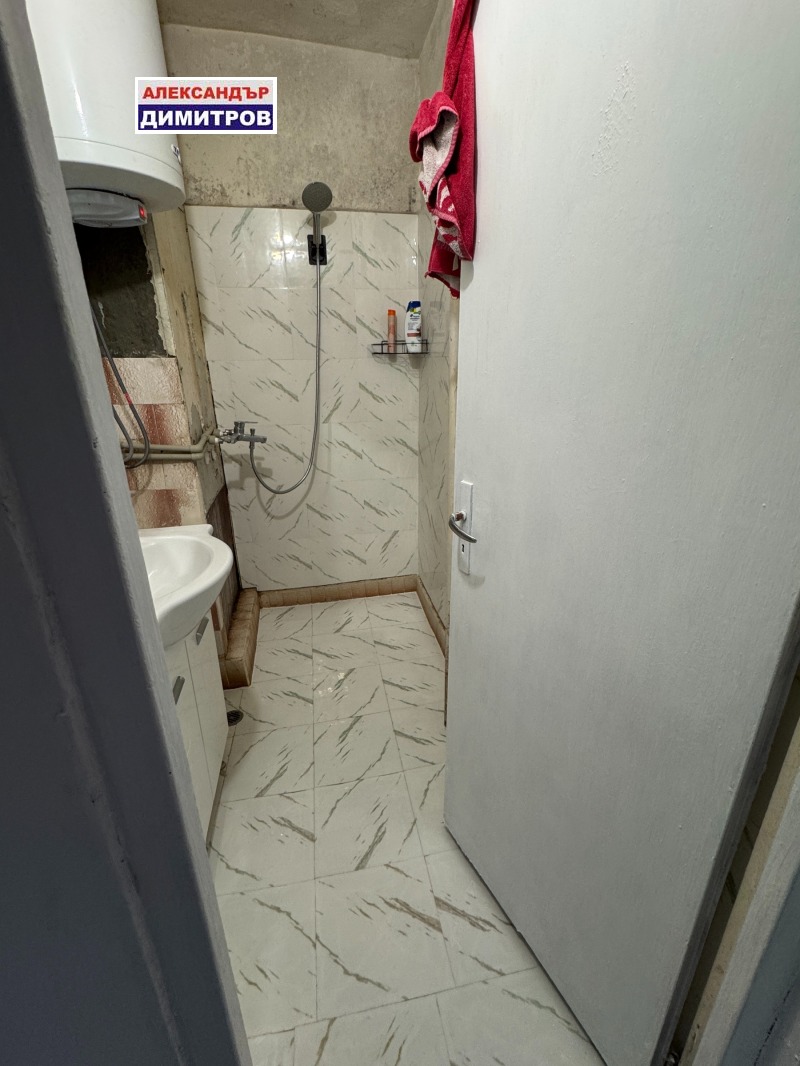 Продава 3-СТАЕН, гр. Русе, Родина 2, снимка 3 - Апартаменти - 52140033