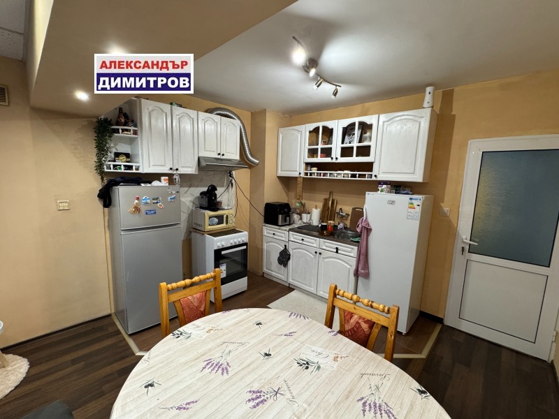 Продава 3-СТАЕН, гр. Русе, Родина 2, снимка 9 - Апартаменти - 52140033