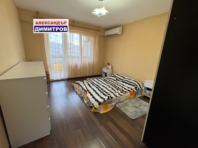 Продава 3-СТАЕН, гр. Русе, Родина 2, снимка 5 - Апартаменти - 52140033