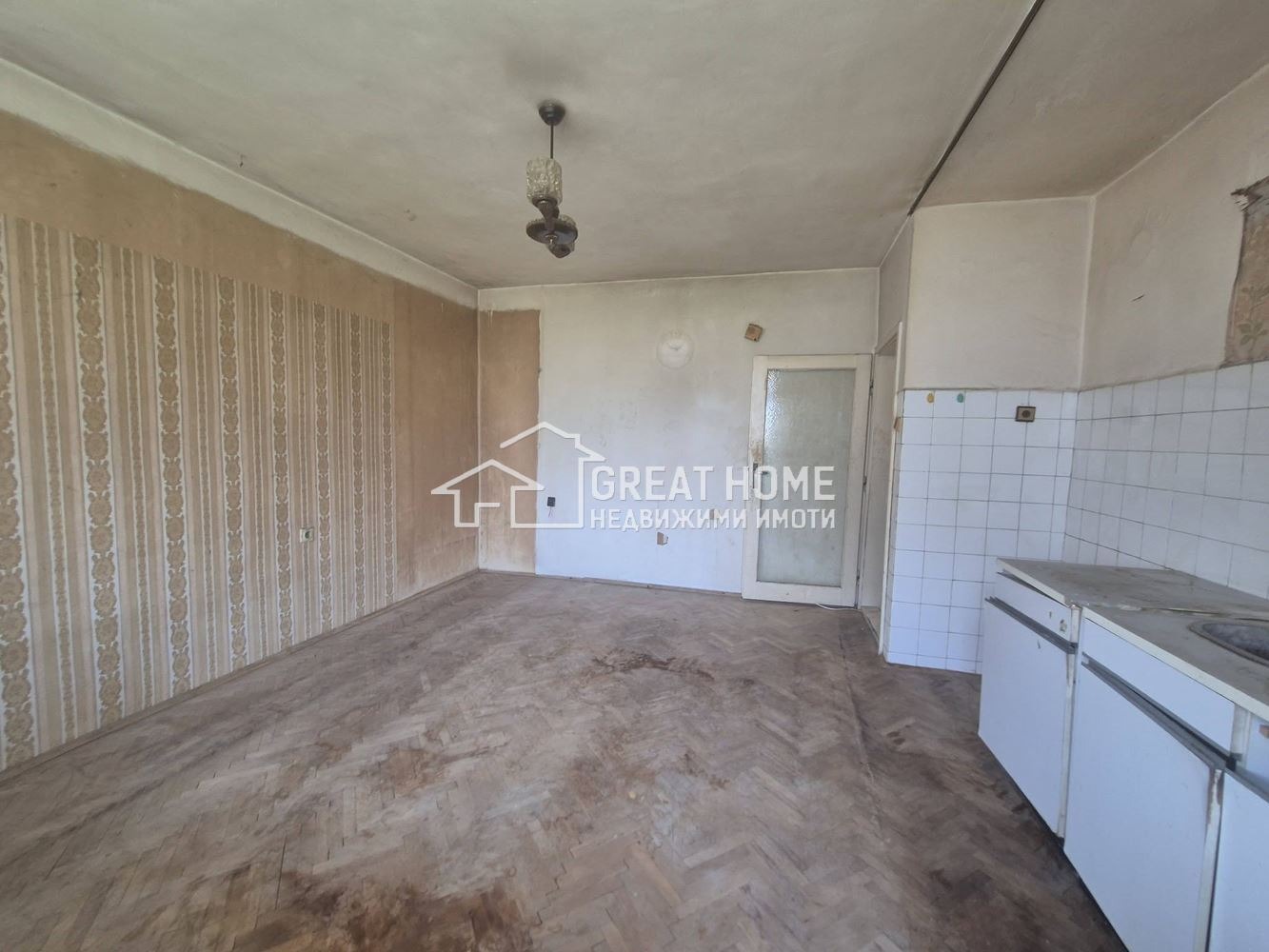 Продава 2-СТАЕН, гр. Търговище, Вароша, снимка 3 - Апартаменти - 55707053