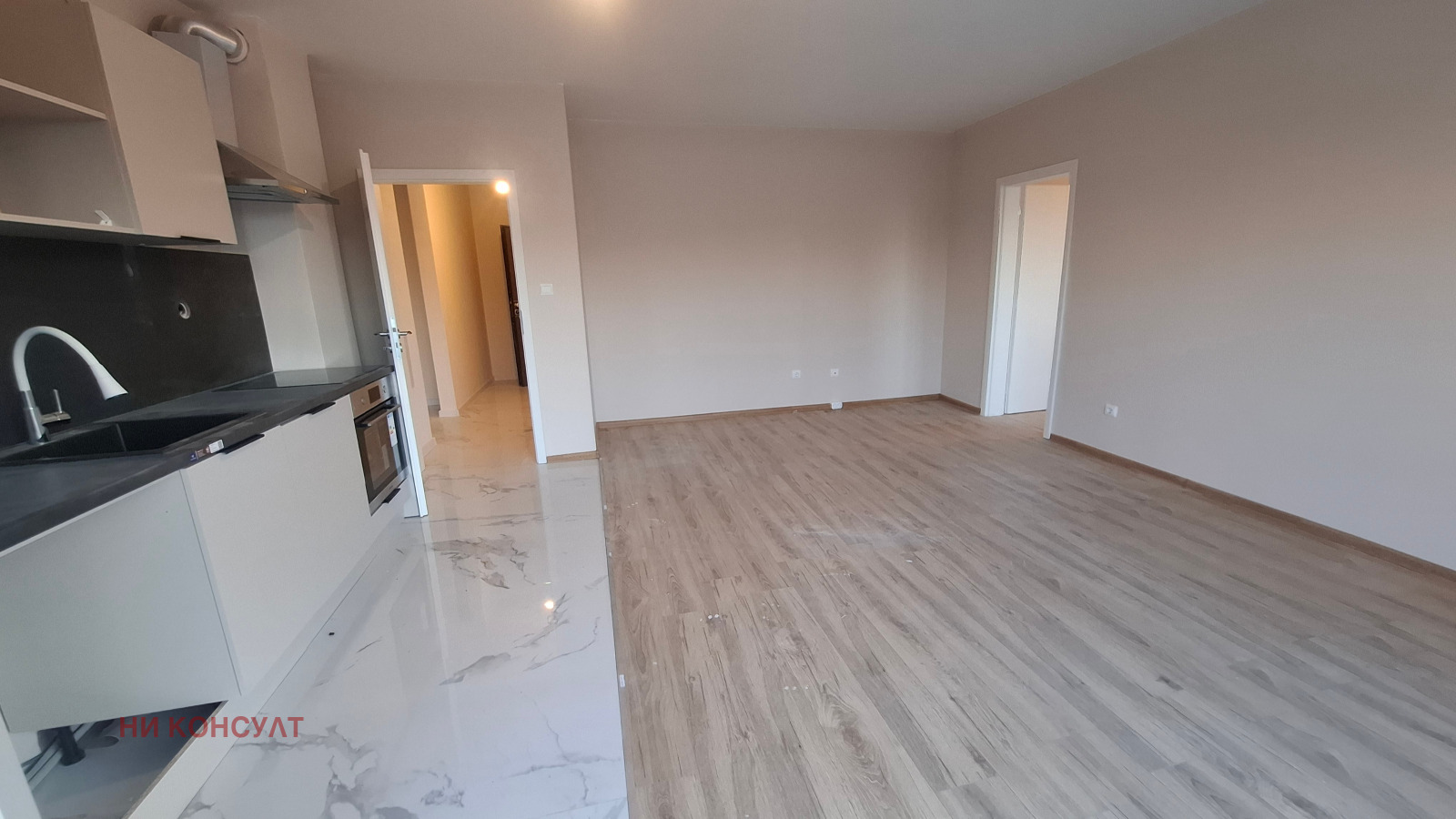 Продава 3-СТАЕН, гр. София, Люлин - център, снимка 3 - Апартаменти - 54022206