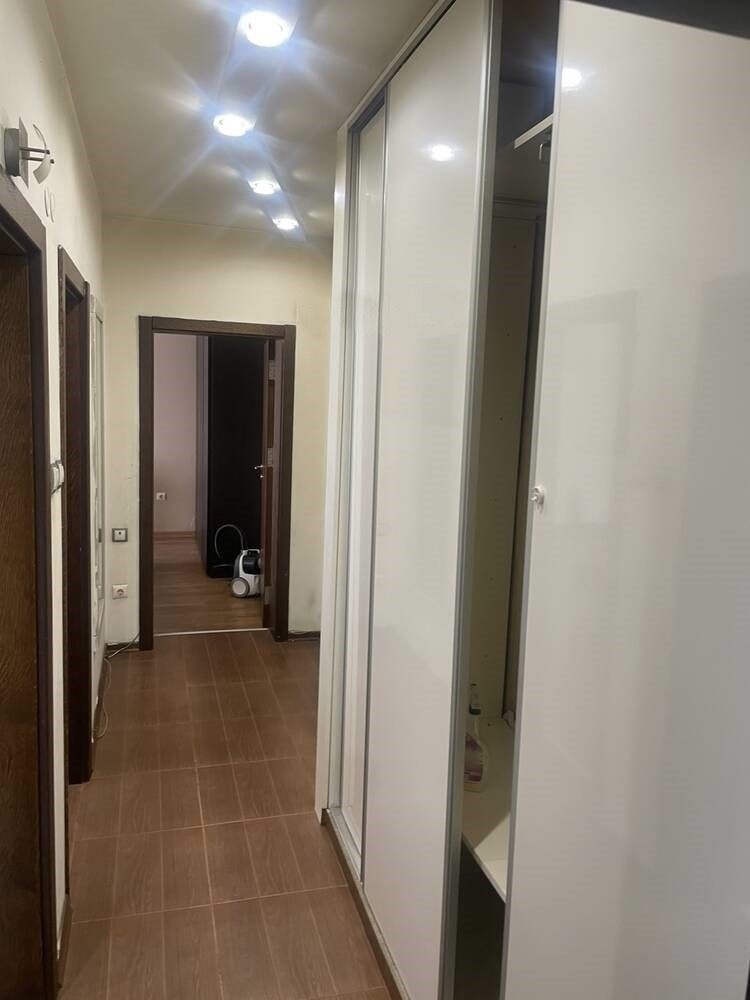 Продава 3-СТАЕН, гр. Шумен, Математическа гимназия, снимка 7 - Апартаменти - 54745037