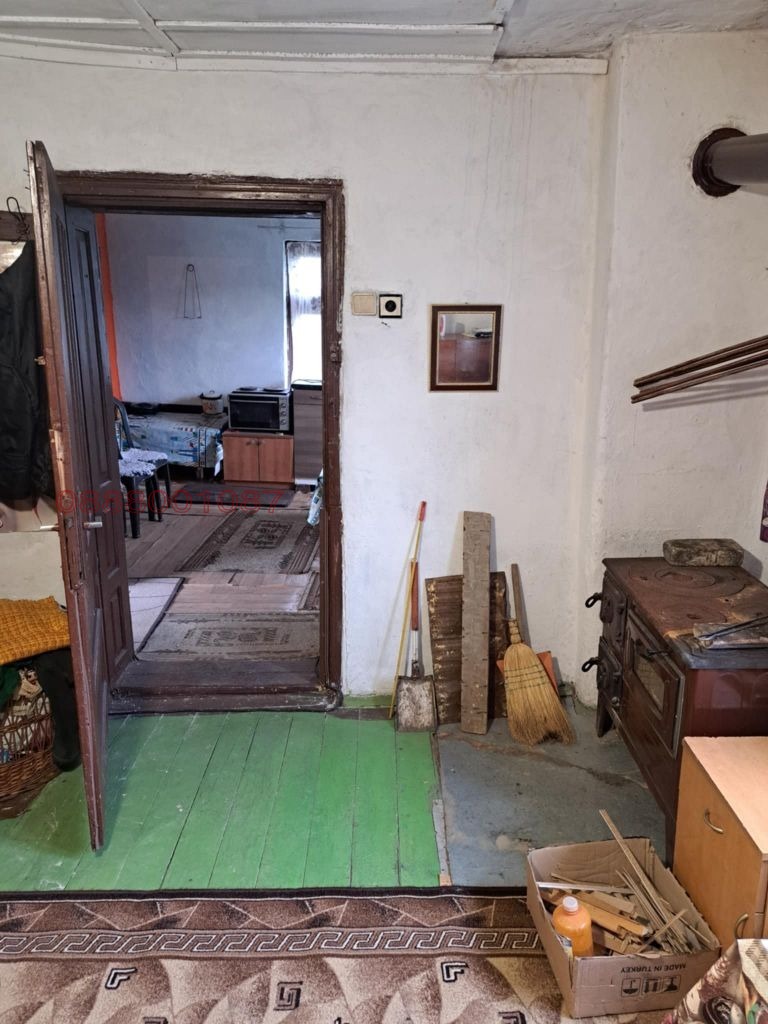 Продава КЪЩА, с. Чирен, област Враца, снимка 15 - Къщи - 52783543