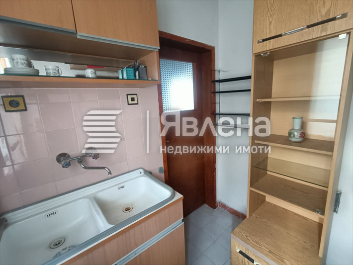 Продава КЪЩА, с. Марково, област Пловдив, снимка 10 - Къщи - 53671665