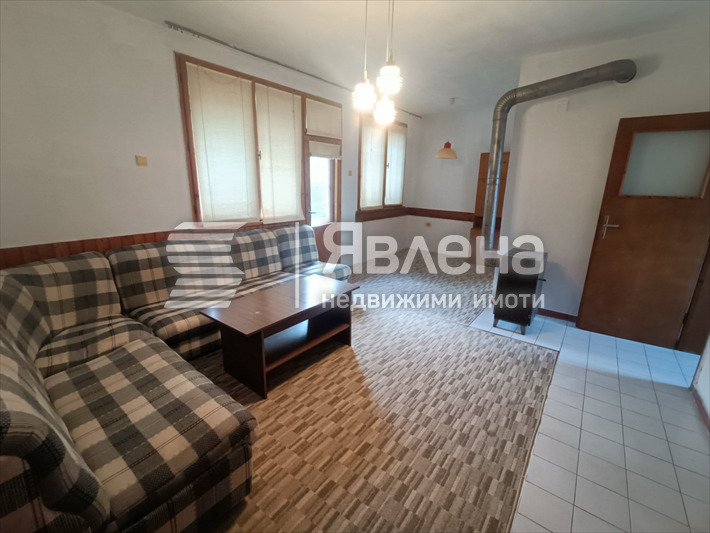 Продава КЪЩА, с. Марково, област Пловдив, снимка 8 - Къщи - 53671665