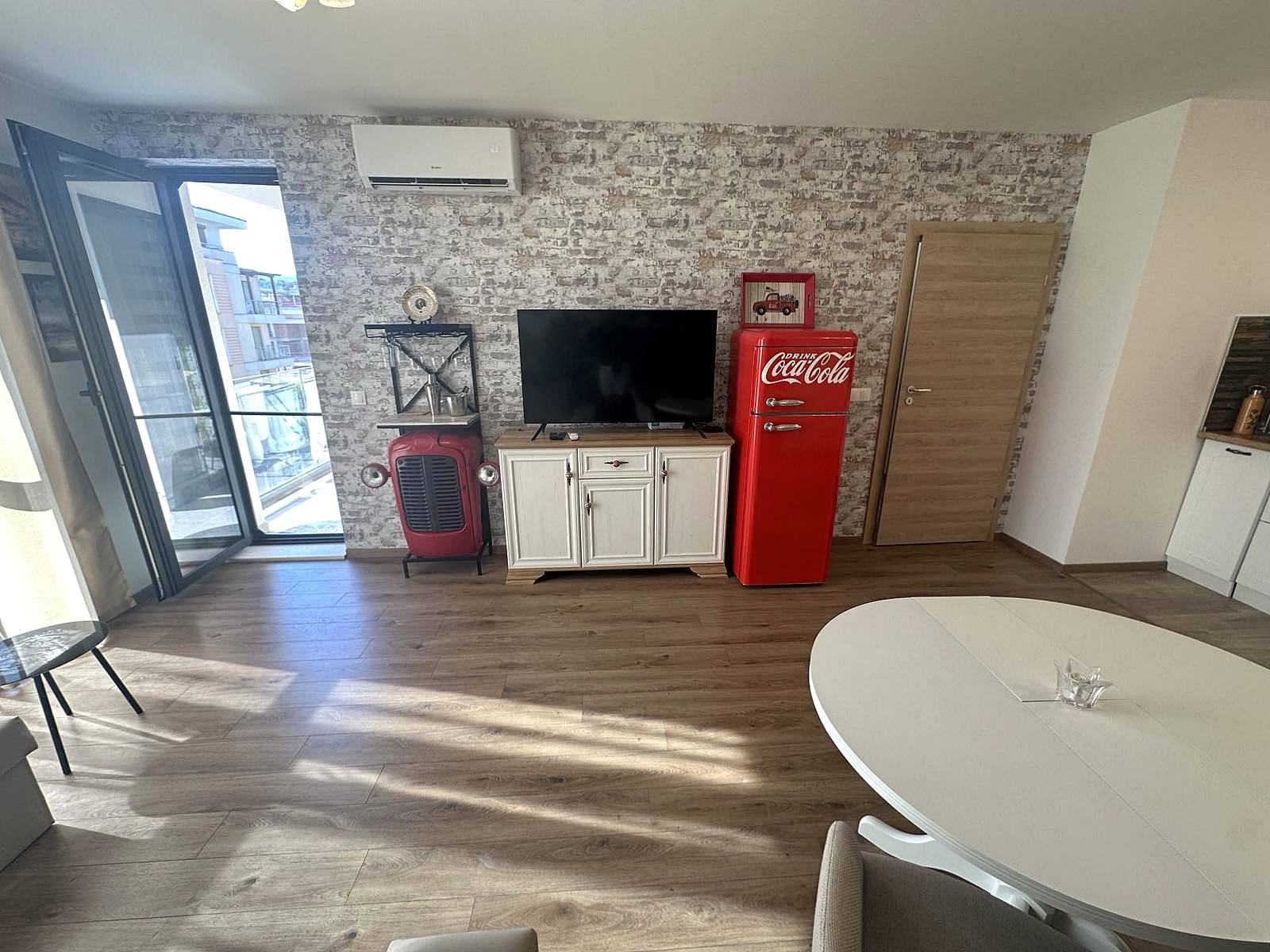 Продава 2-СТАЕН, гр. Варна, к.к. Св.Св. Константин и Елена, снимка 3 - Апартаменти - 53619473