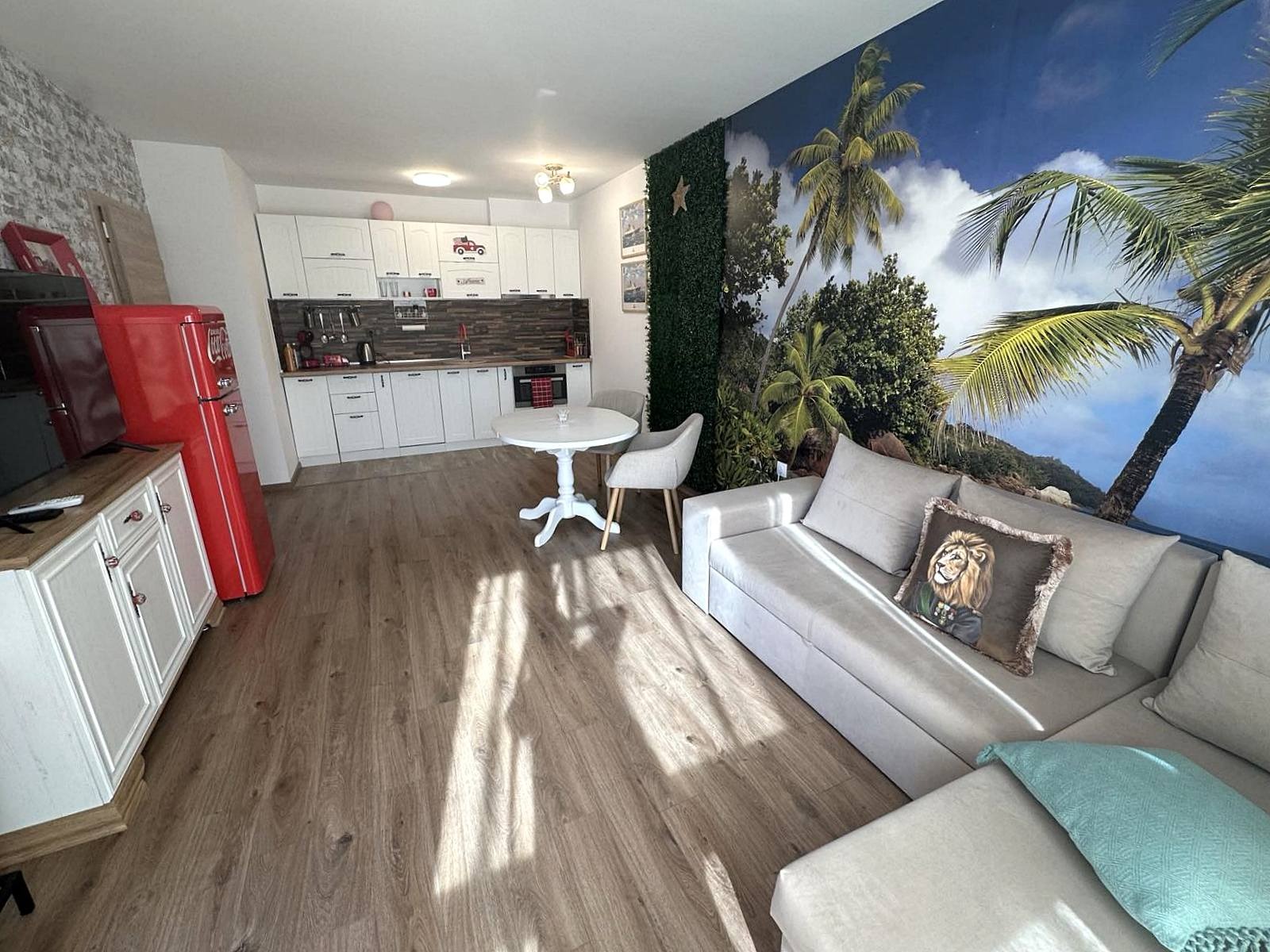 Продава 2-СТАЕН, гр. Варна, к.к. Св.Св. Константин и Елена