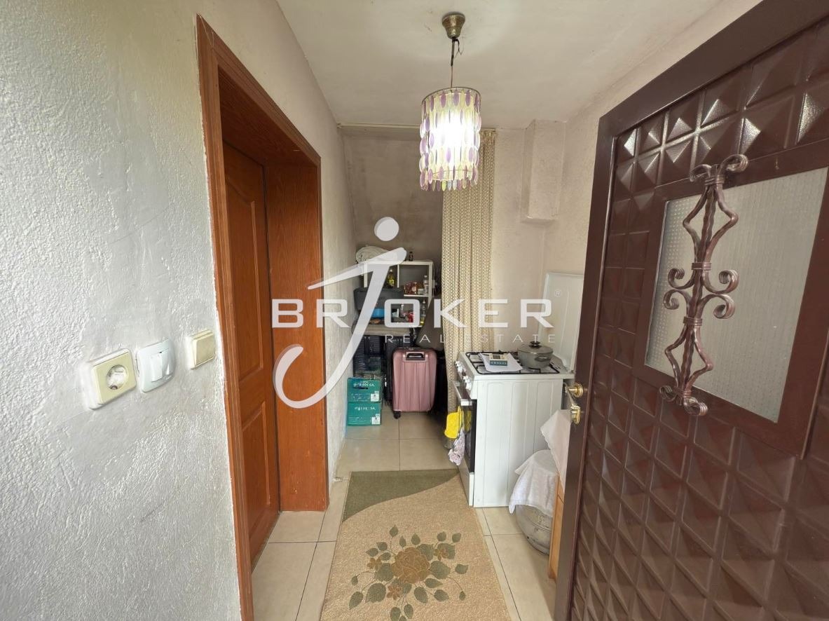 Продава КЪЩА, с. Зелениково, област Кърджали, снимка 6 - Къщи - 55900265