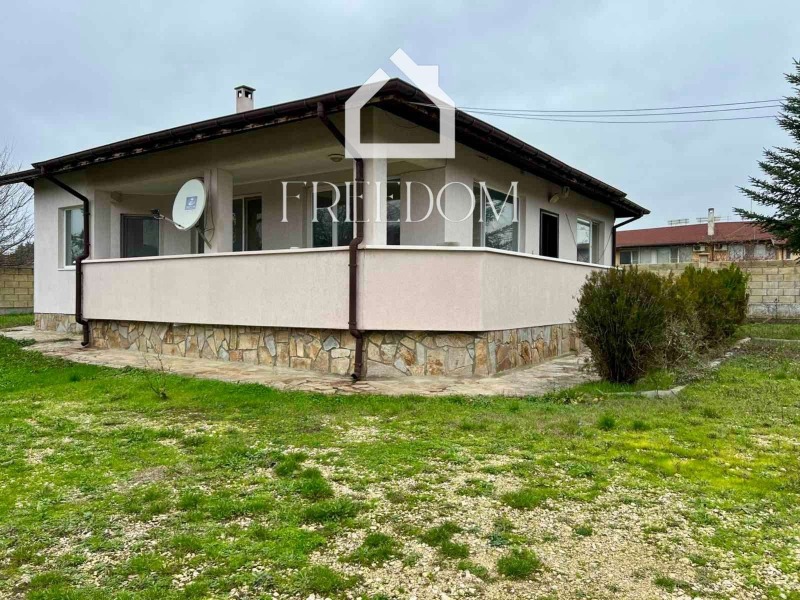 Продава КЪЩА в област Варна, с. Юнец - 130 кв.м / 100 000 € » 195 583.00 лв., ФРИДОМ ВАРНА
