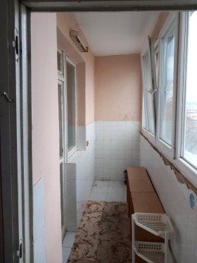 2 Schlafzimmer Karnobat, region Burgas 3