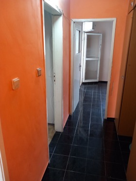 2 bedroom Karnobat, region Burgas 4