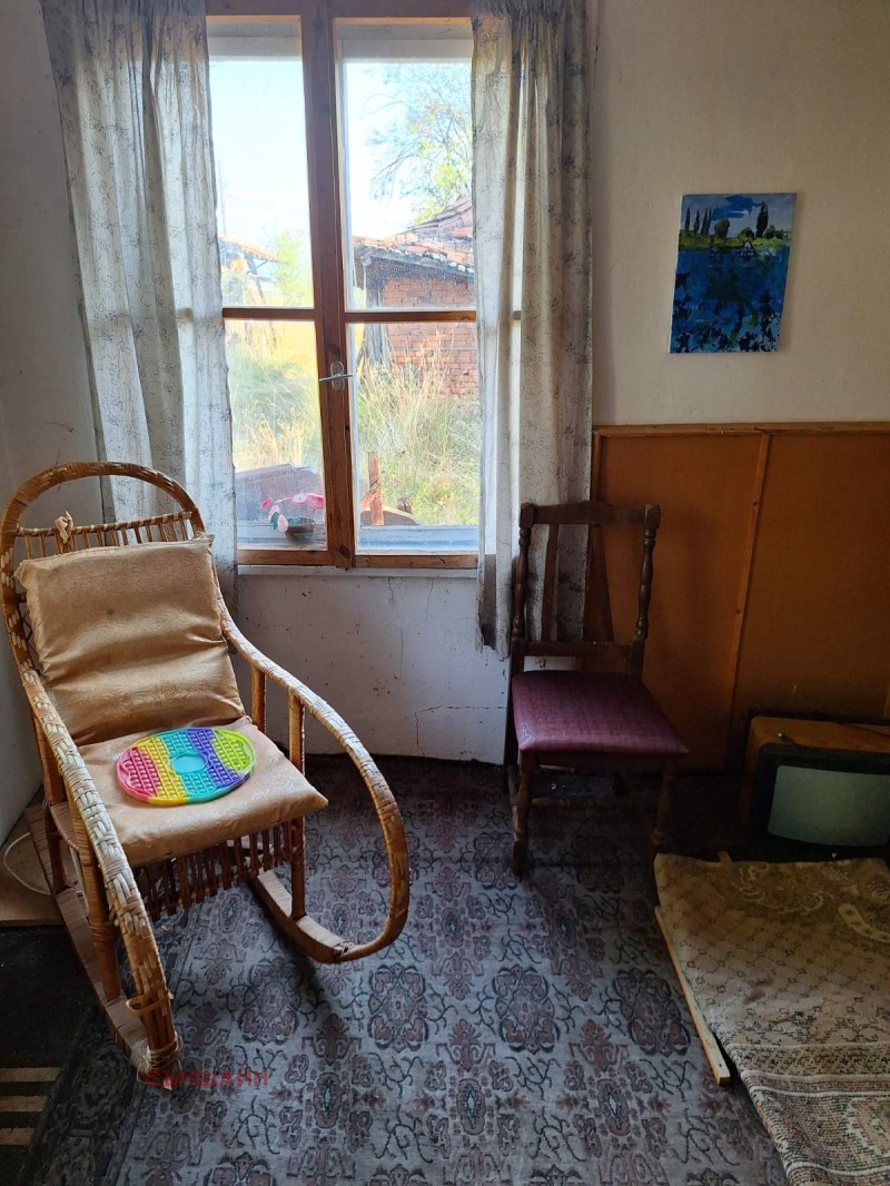 Продава КЪЩА, с. Друган, област Перник, снимка 5 - Къщи - 53229431