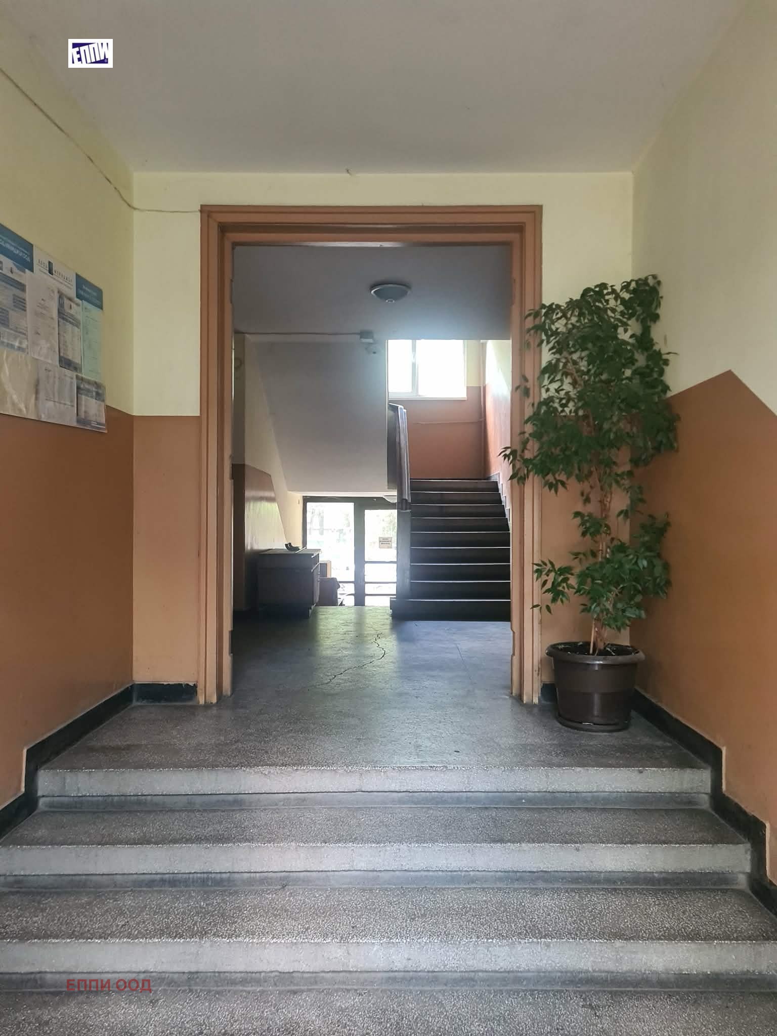 Продава 2-СТАЕН, гр. София, Света Троица, снимка 2 - Апартаменти - 55611891