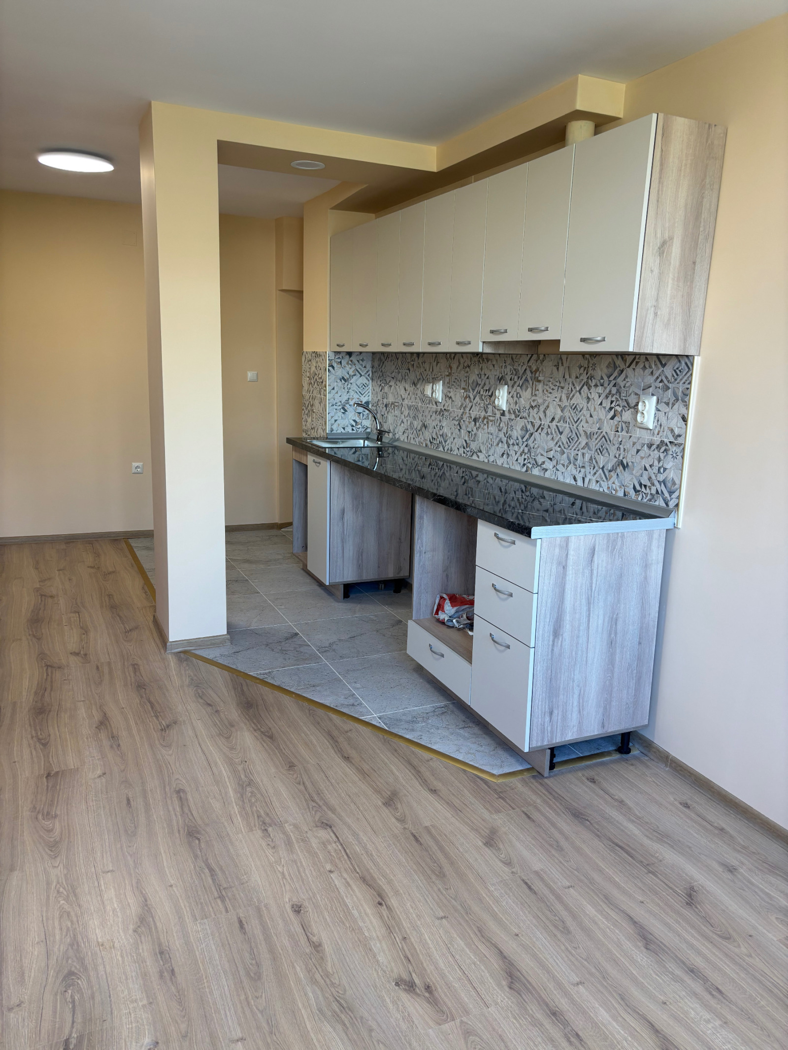 Продава 3-СТАЕН, гр. Стара Загора, Три чучура - юг, снимка 5 - Апартаменти - 55080605