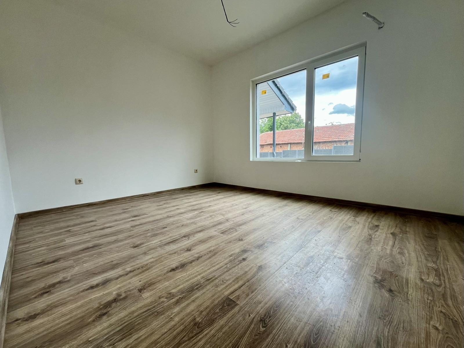 Продава КЪЩА, с. Сандрово, област Русе, снимка 4 - Къщи - 54762219